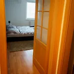 Spacious For Teams & Families With Balcony, Fast Wifi Near Center Братислава