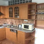Spacious For Teams & Families With Balcony, Fast Wifi Near Center Bratislava