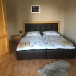 Spacious For Teams & Families With Balcony, Fast Wifi Near Center Апартаменти