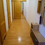 Апартаменти Spacious For Teams & Families With Balcony, Fast Wifi Near Center