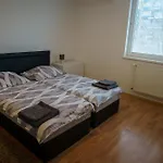Spacious For Teams & Families With Balcony, Fast Wifi Near Center Lägenhet Bratislava