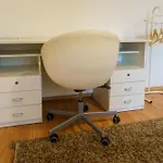 Spacious For Teams & Families With Balcony, Fast Wifi Near Center Братислава