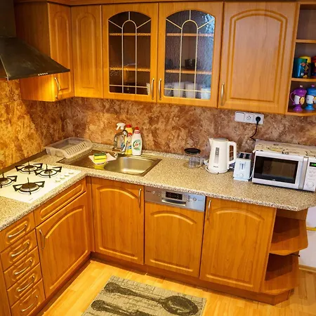 Lejlighed Spacious For Teams & Families With Balcony, Fast Wifi Near Center *