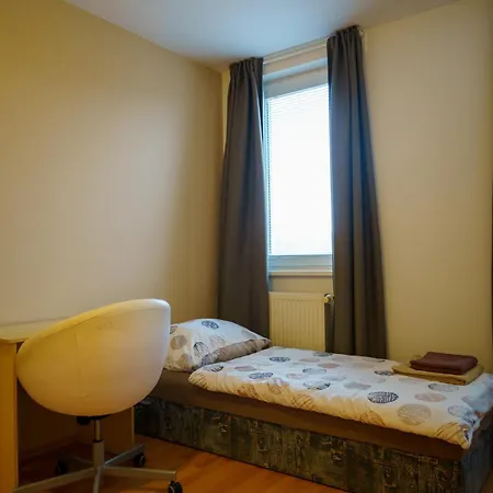 Apartment Spacious With A Fireplace In The Bratislava