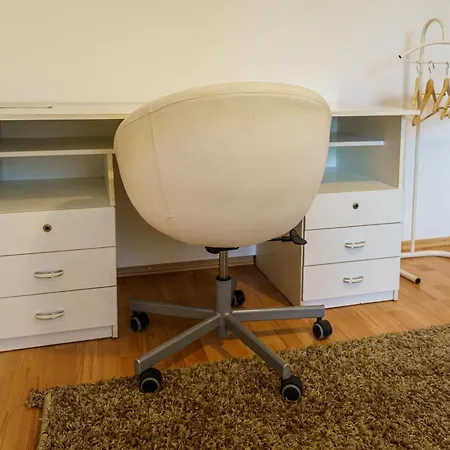 Spacious With A Fireplace In The Bratislava