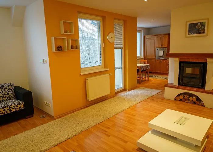 Spacious With A Fireplace In The * براتسيلافا